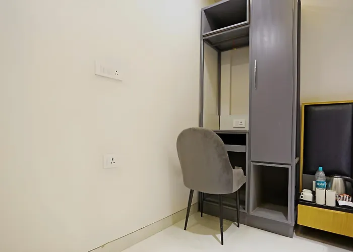 Large King Room